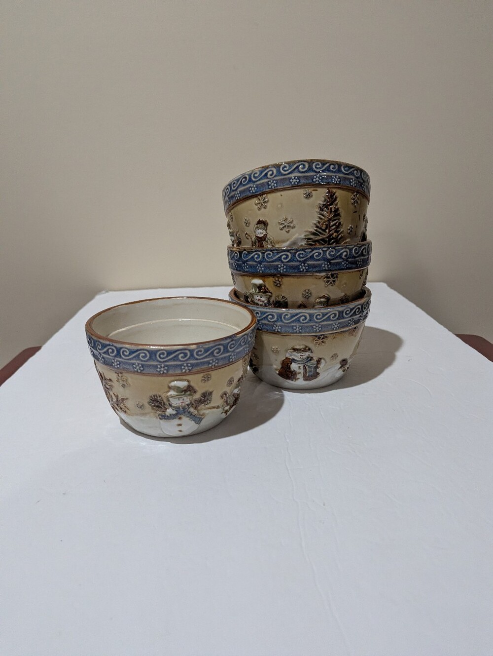 A Lot Of 4 St Nicholas Snowman Ceramic Bowl - Beige and Blue 4.5 X 4